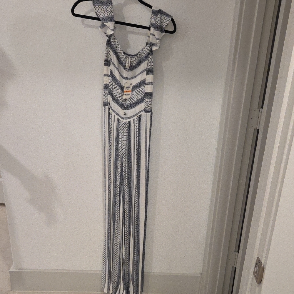 American Rag Navy and White Knit Jumper